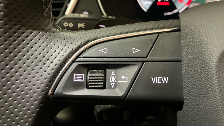 Audi Q5 40 TDI Quattro S Line 5dr S Tronic Diesel Estate